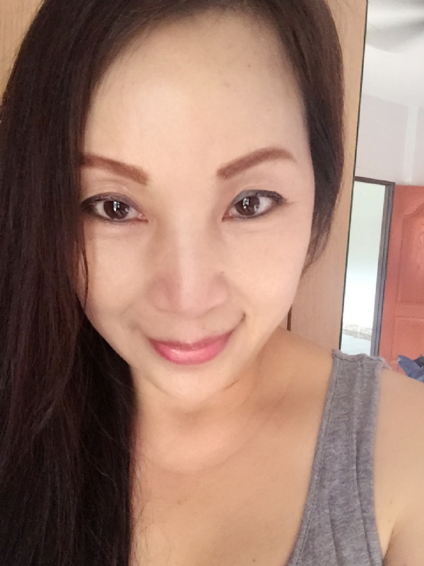 ying的第一张照片--百色相亲服务中心