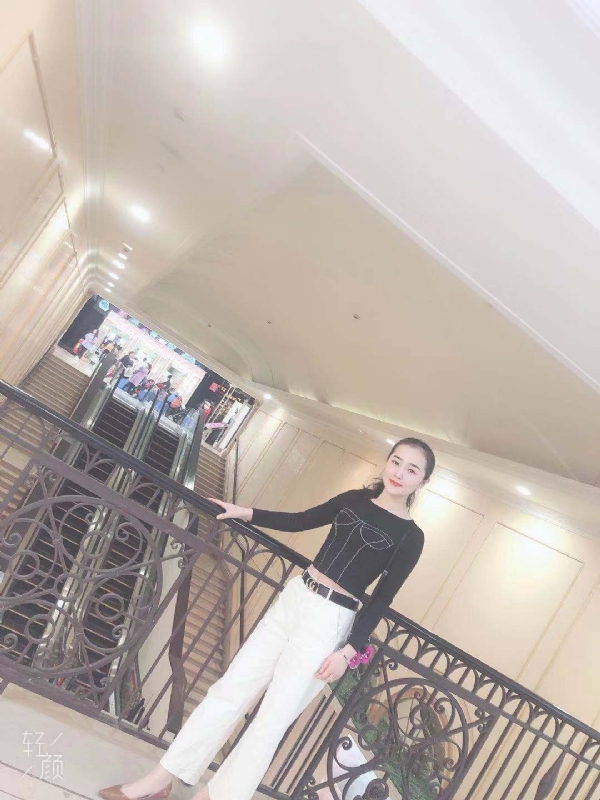 时光浅夏的第四张照片--百色相亲服务中心