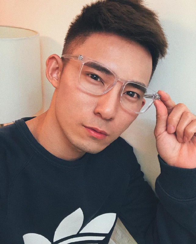 小伟的第一张照片--百色相亲服务中心