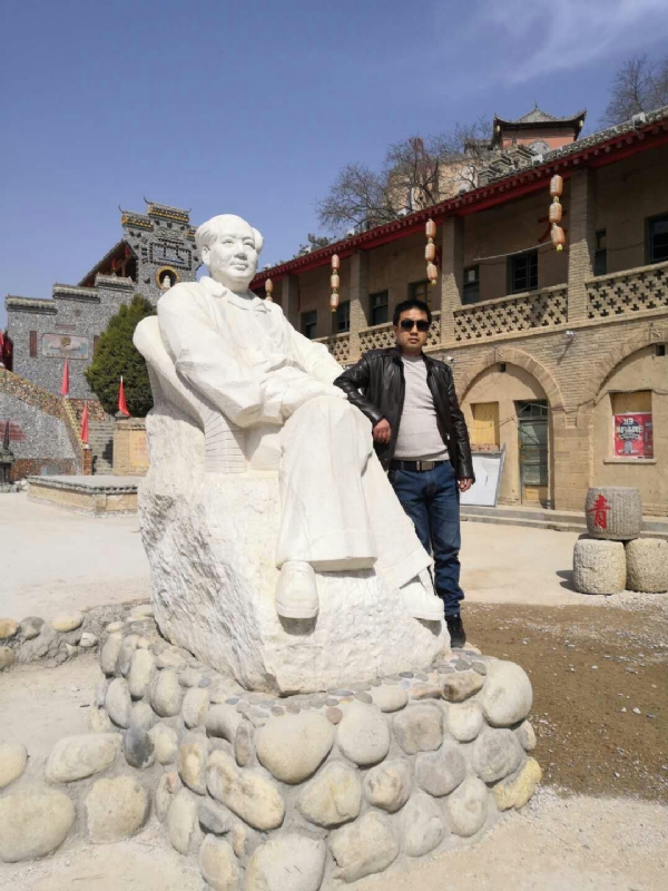 单身汉的第一张照片--百色相亲服务中心