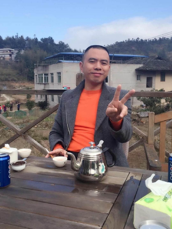 往生的第一张照片--百色相亲服务中心