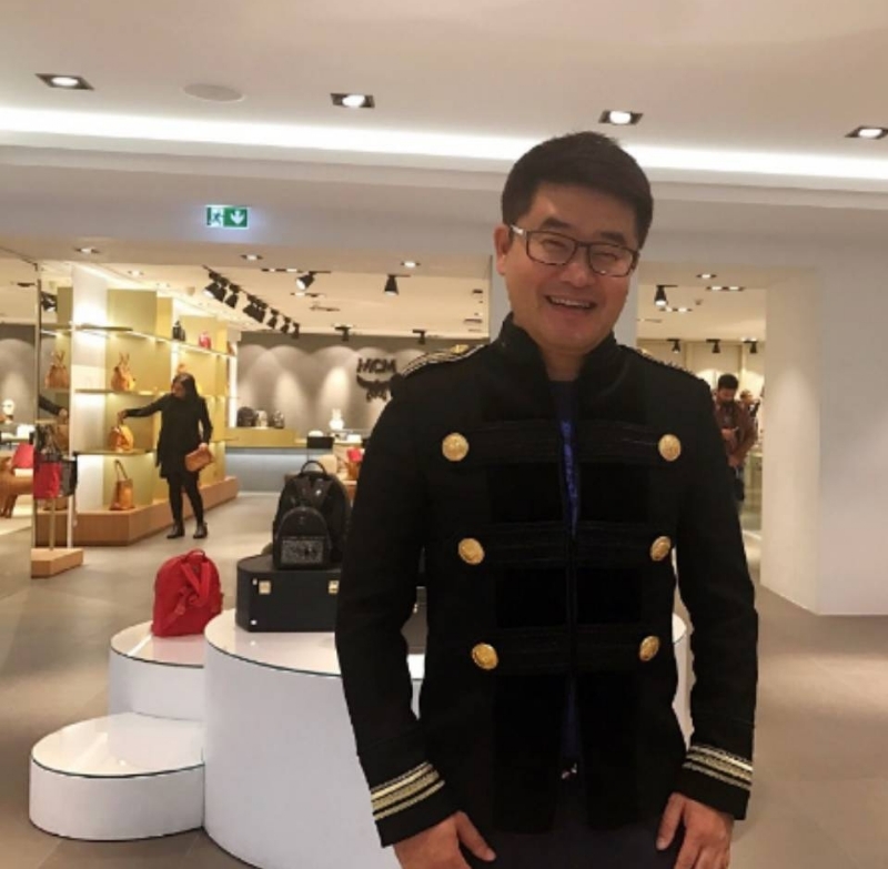 大千世界的第一张照片--百色相亲服务中心