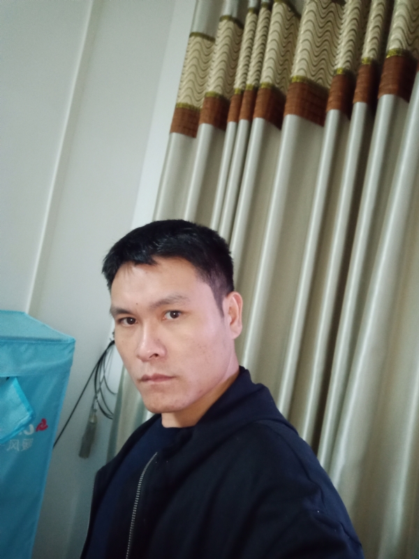 心如止水的第一张照片--百色相亲服务中心