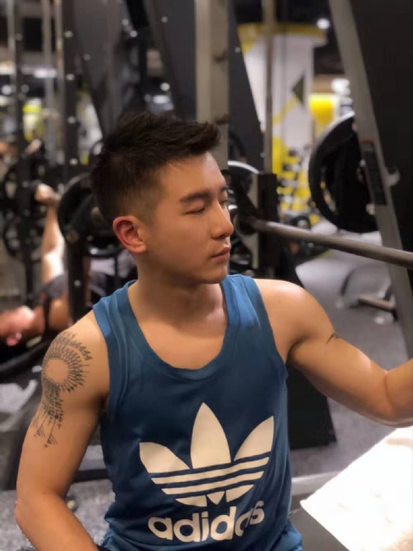 海海的第一张照片--百色相亲服务中心