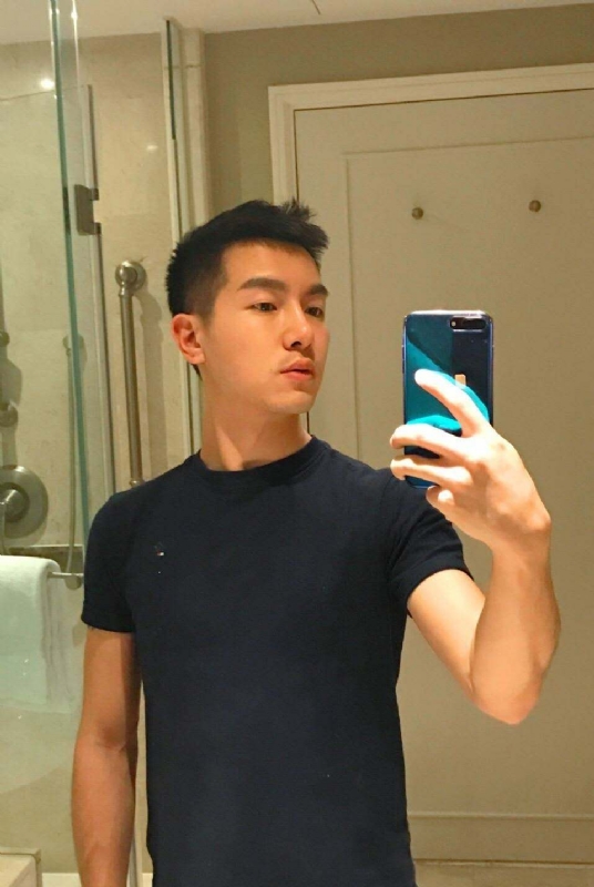 海海的第三张照片--百色相亲服务中心