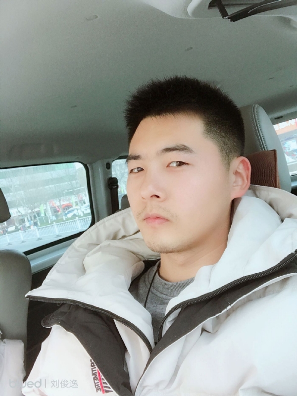 爱尽千帆的第一张照片--百色相亲服务中心