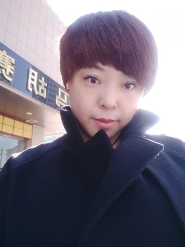 霞儿的第一张照片--百色相亲服务中心