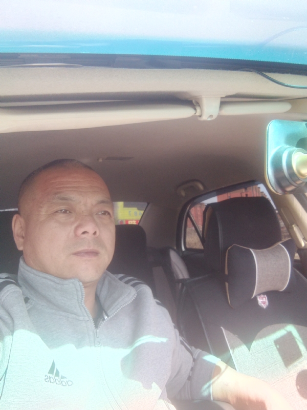 缘的第一张照片--百色相亲服务中心