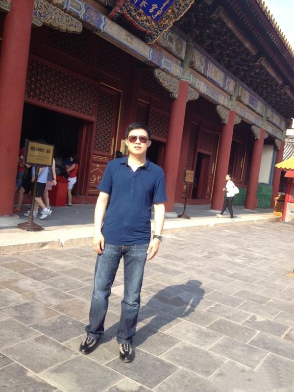 刘刚的第一张照片--百色相亲服务中心