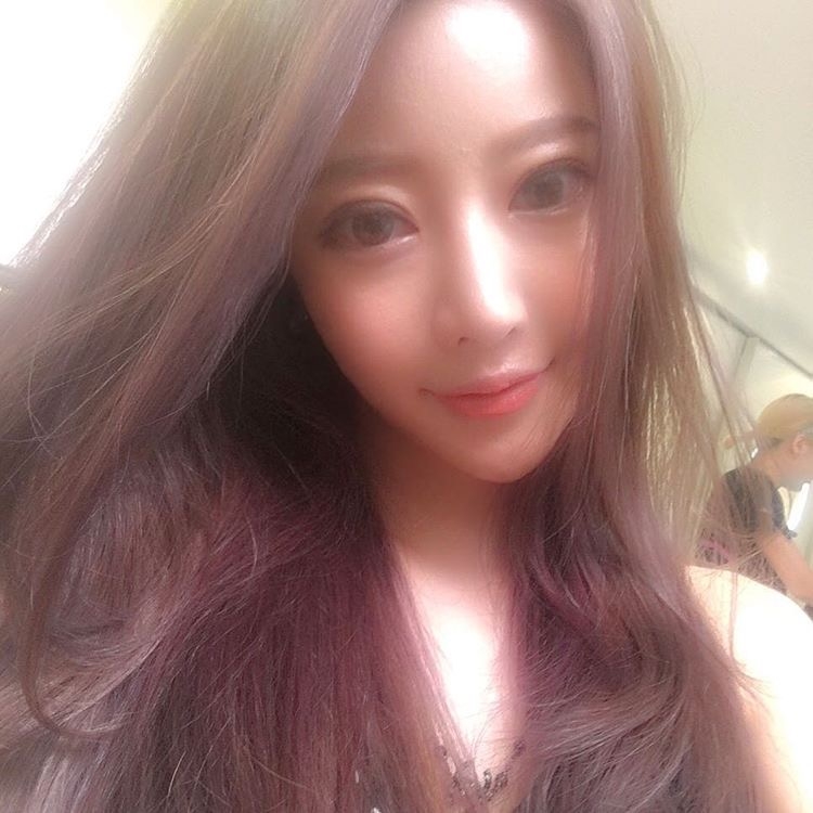 婷兒的第一张照片--百色相亲服务中心