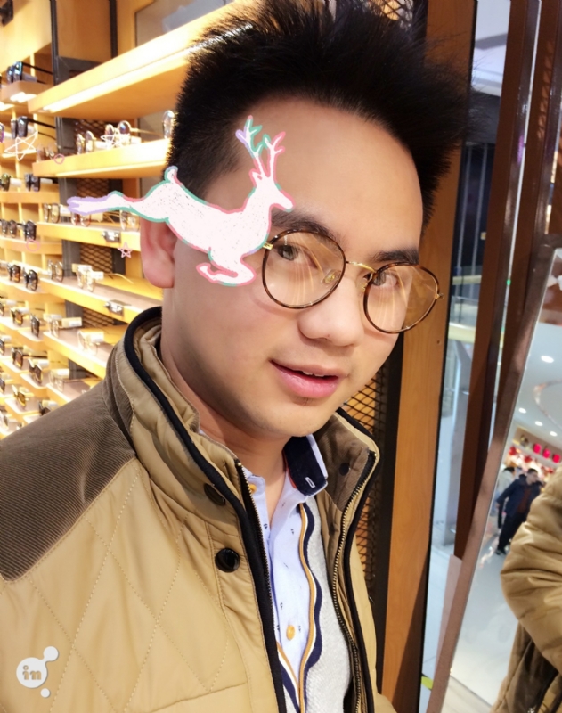 晓峰的第一张照片--百色相亲服务中心