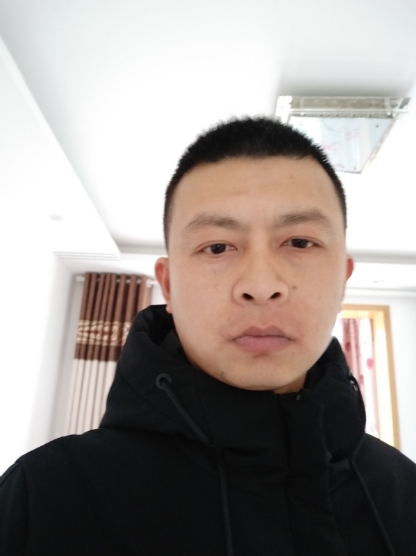 吴伟899的第一张照片--百色相亲服务中心