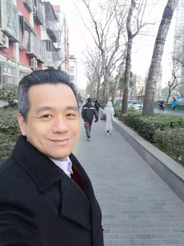 球控的第一张照片--百色相亲服务中心