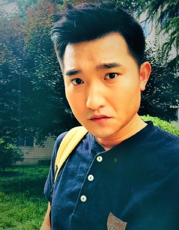 奋斗的第一张照片--百色相亲服务中心