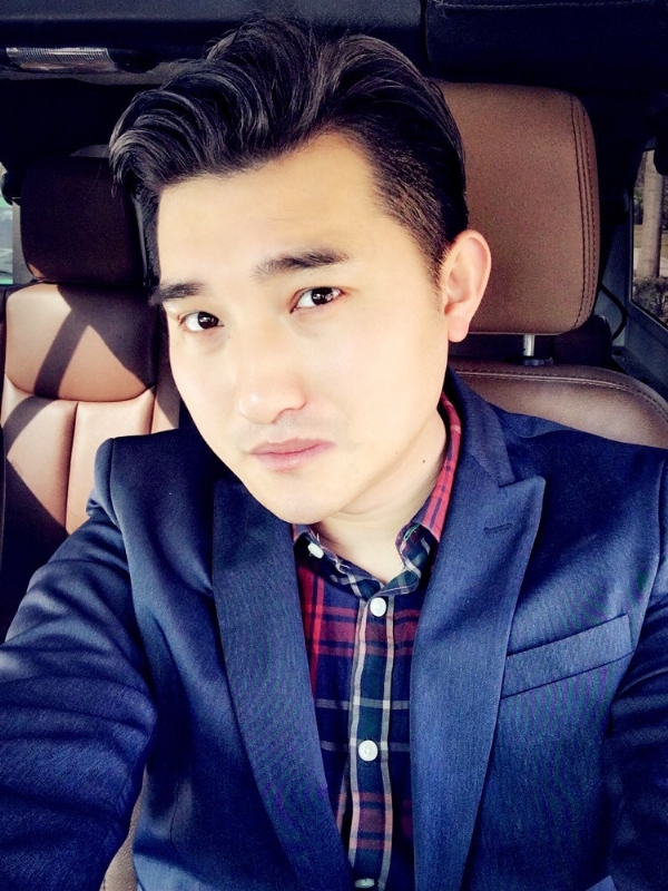 奋斗的第三张照片--百色相亲服务中心