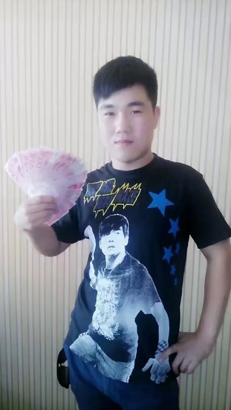 小飞的第二张照片--百色相亲服务中心