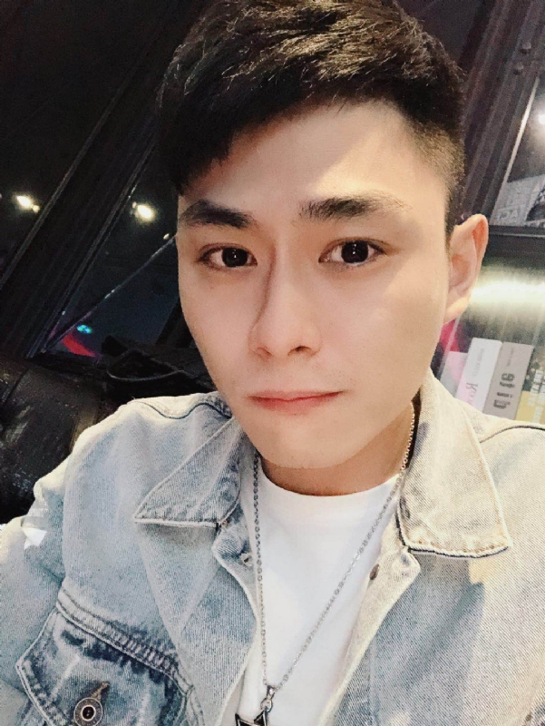 浩浩的第一张照片--百色相亲服务中心