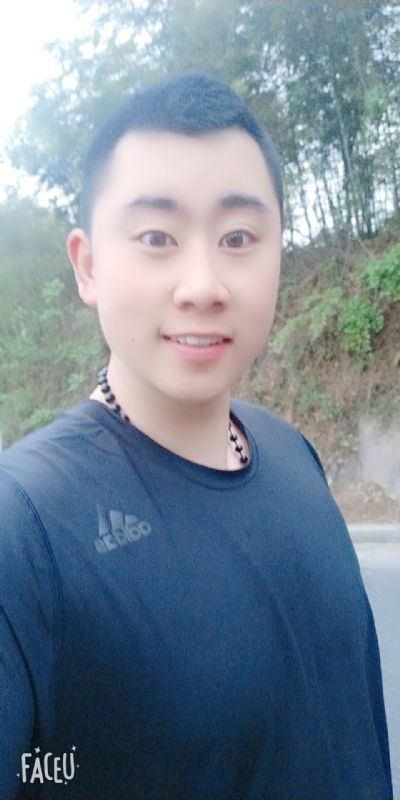 帅小伙的第一张照片--百色相亲服务中心