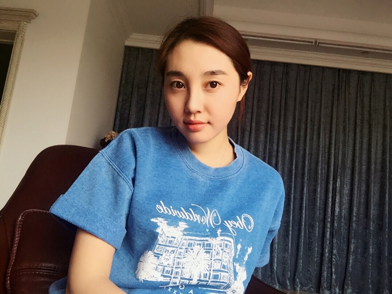 一叶知秋的第五张照片--百色相亲服务中心