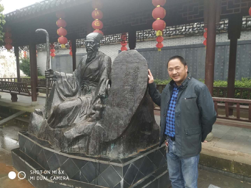 王鑫的第一张照片--百色相亲服务中心