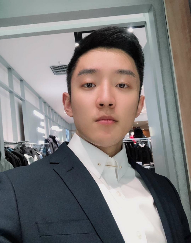 木头人的第一张照片--百色相亲服务中心