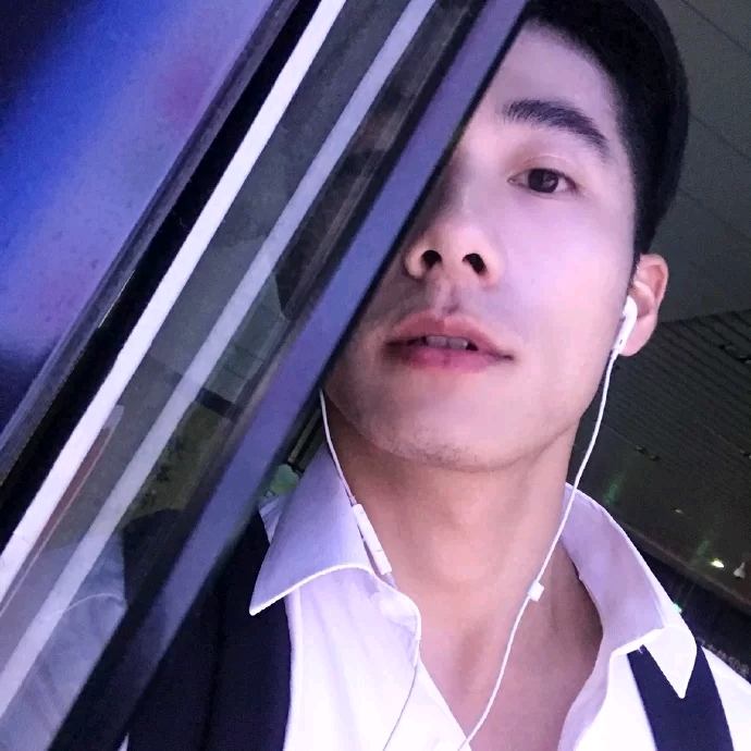 心若磐石的第二张照片--百色相亲服务中心