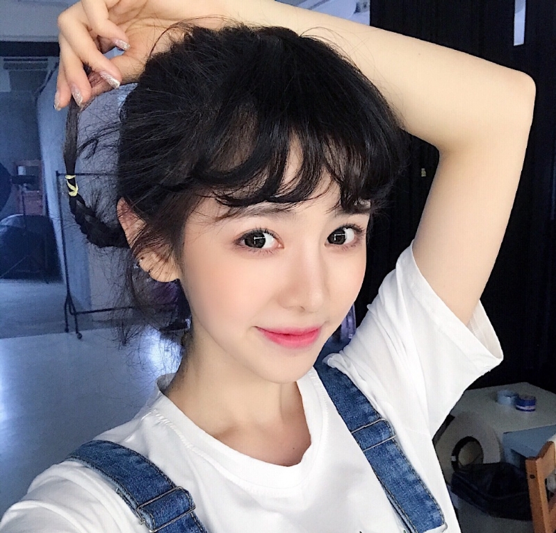 迷离的第一张照片--百色相亲服务中心