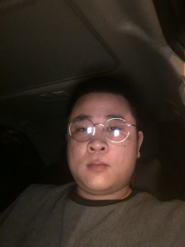 Gang的第一张照片--百色相亲服务中心