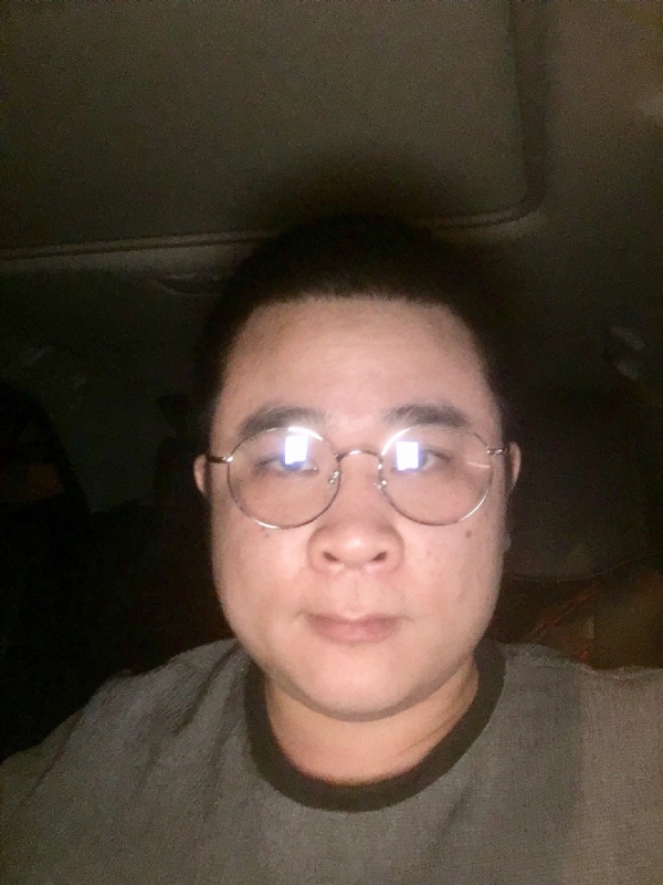 Gang的第二张照片--百色相亲服务中心