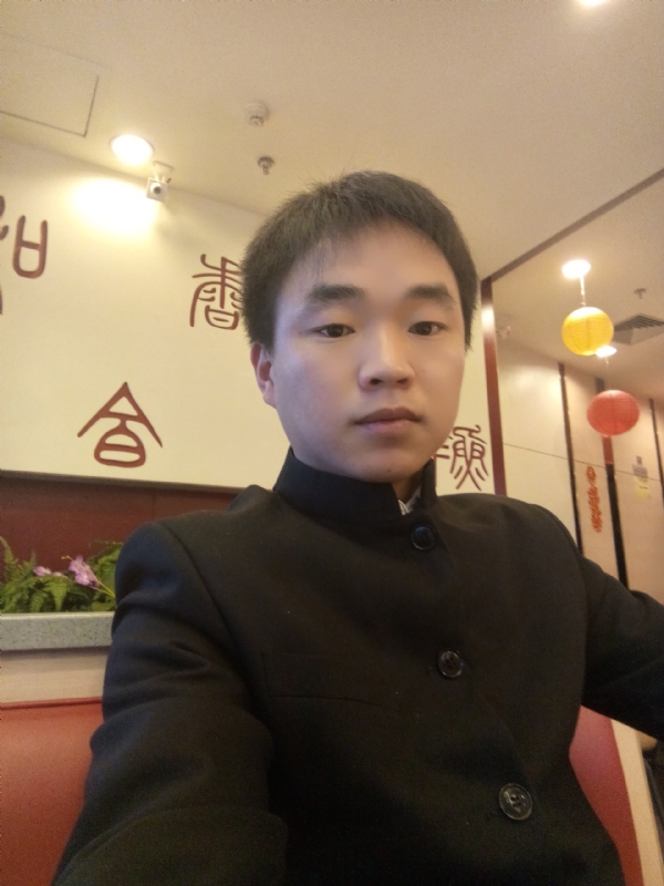 夜凉露沾衣的第一张照片--百色相亲服务中心