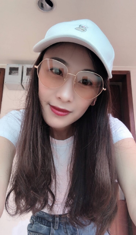 姗的第一张照片--百色相亲服务中心