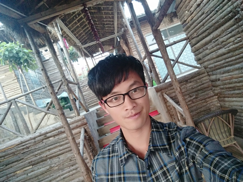 霸道的先生的第一张照片--百色相亲服务中心