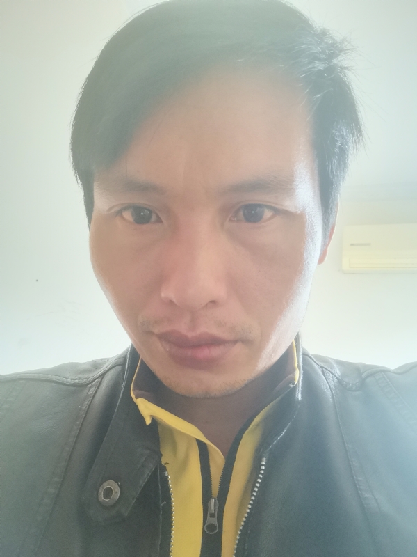 渴死的鱼的第一张照片--百色相亲服务中心