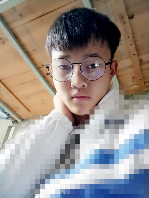 小鱼鱼的第一张照片--百色相亲服务中心