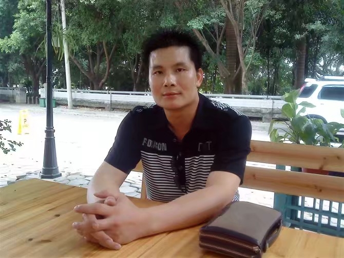 贴身爱人的第一张照片--百色相亲服务中心