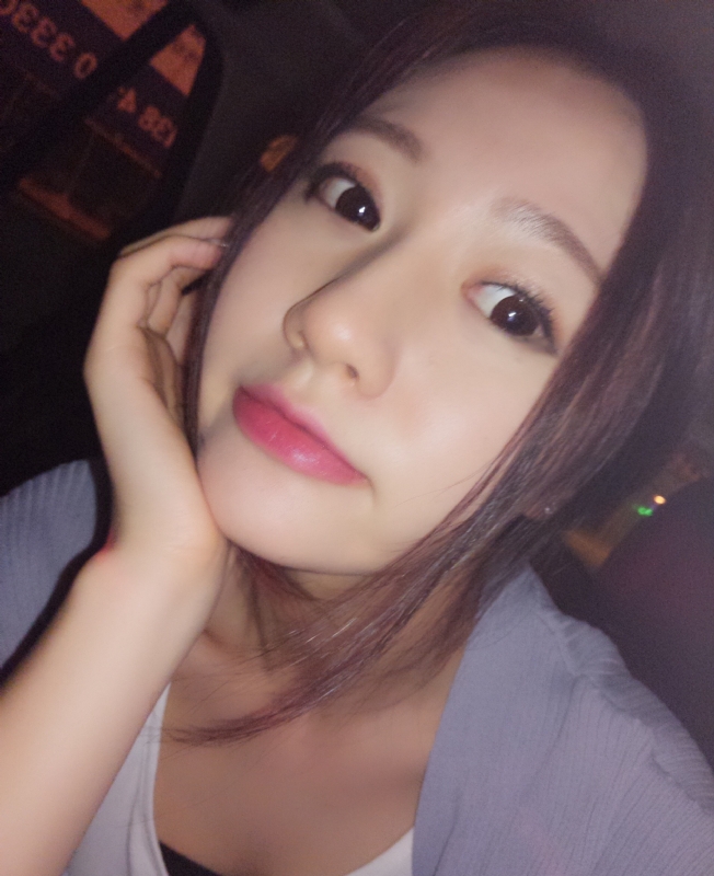 没有故事的女同学的第一张照片--百色相亲服务中心