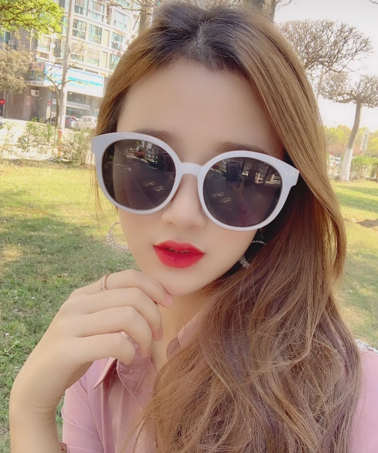 唐小小的第二张照片--百色相亲服务中心