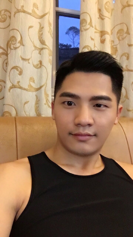 牧遥的第一张照片--百色相亲服务中心