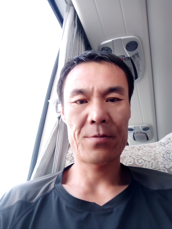 真心诚意的第一张照片--百色相亲服务中心