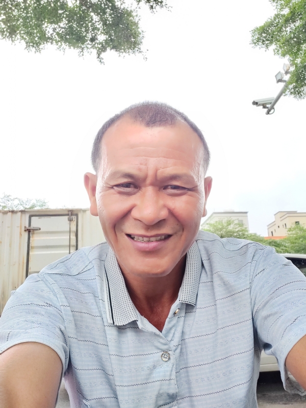 大老的第一张照片--百色相亲服务中心