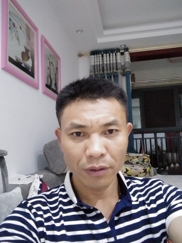 从前现在的第二张照片--百色相亲服务中心