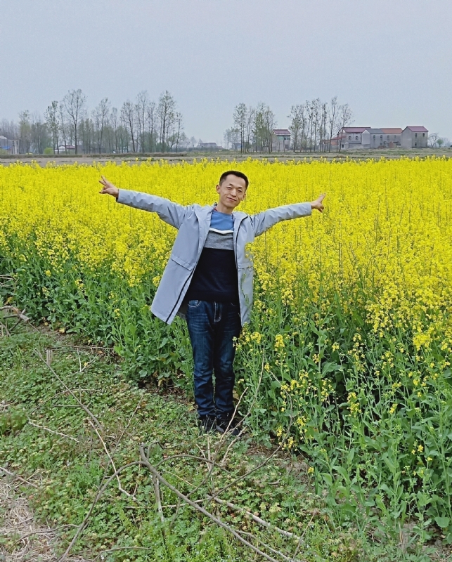 一个真诚的男士的第一张照片--百色相亲服务中心