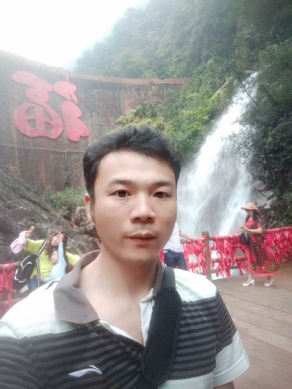 珊珊您是珊无无无妻的第一张照片--百色相亲服务中心