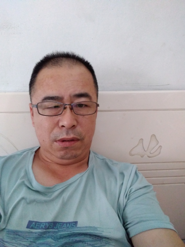 大叔的第一张照片--百色相亲服务中心