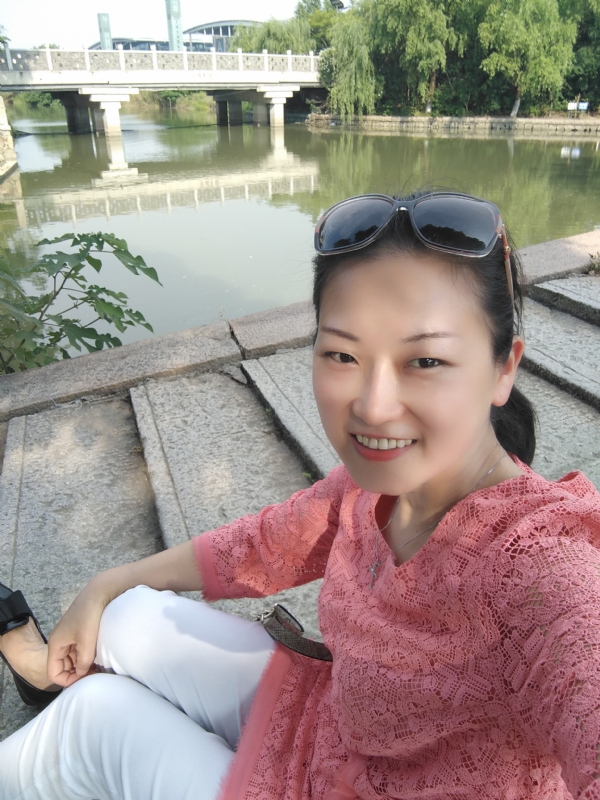 渴慕的第一张照片--百色相亲服务中心