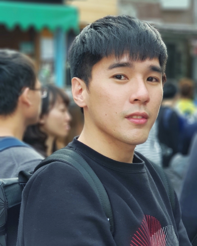 雨中孤独的第一张照片--百色相亲服务中心