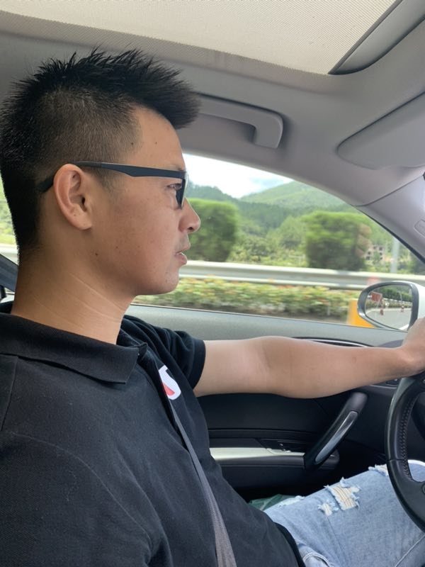 浪漫益友的第一张照片--百色相亲服务中心