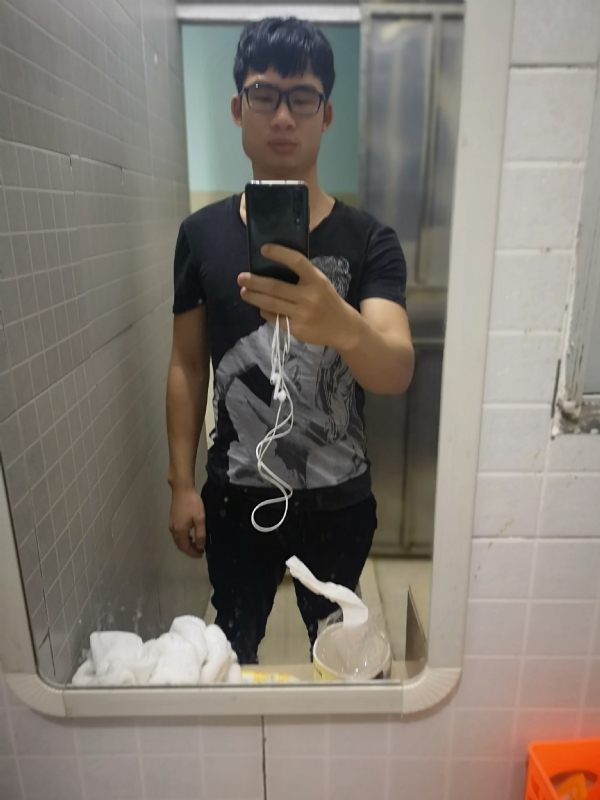 右手的执着的第一张照片--百色相亲服务中心