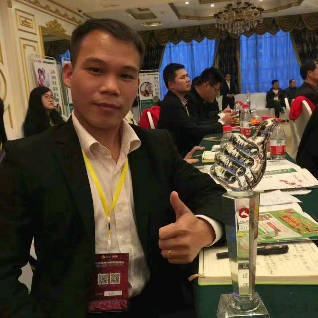 项帅的第一张照片--百色相亲服务中心