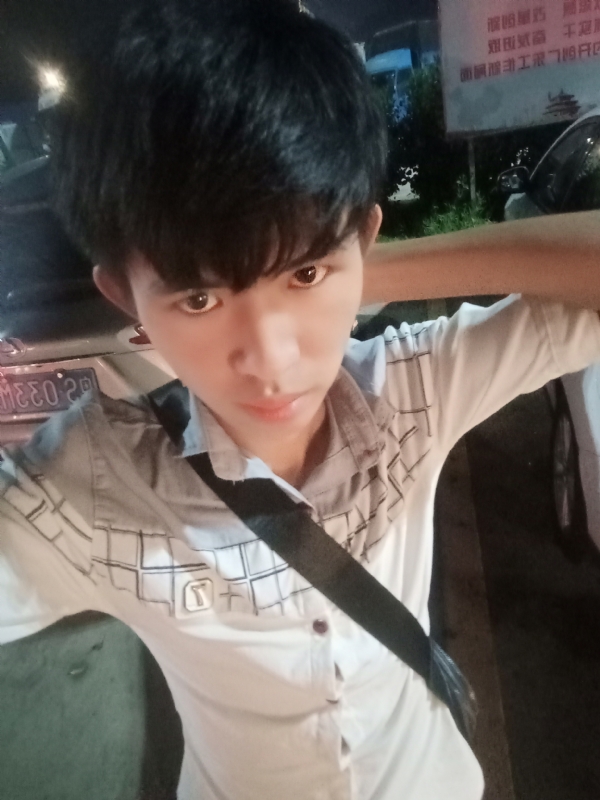 杨哥的第一张照片--百色相亲服务中心